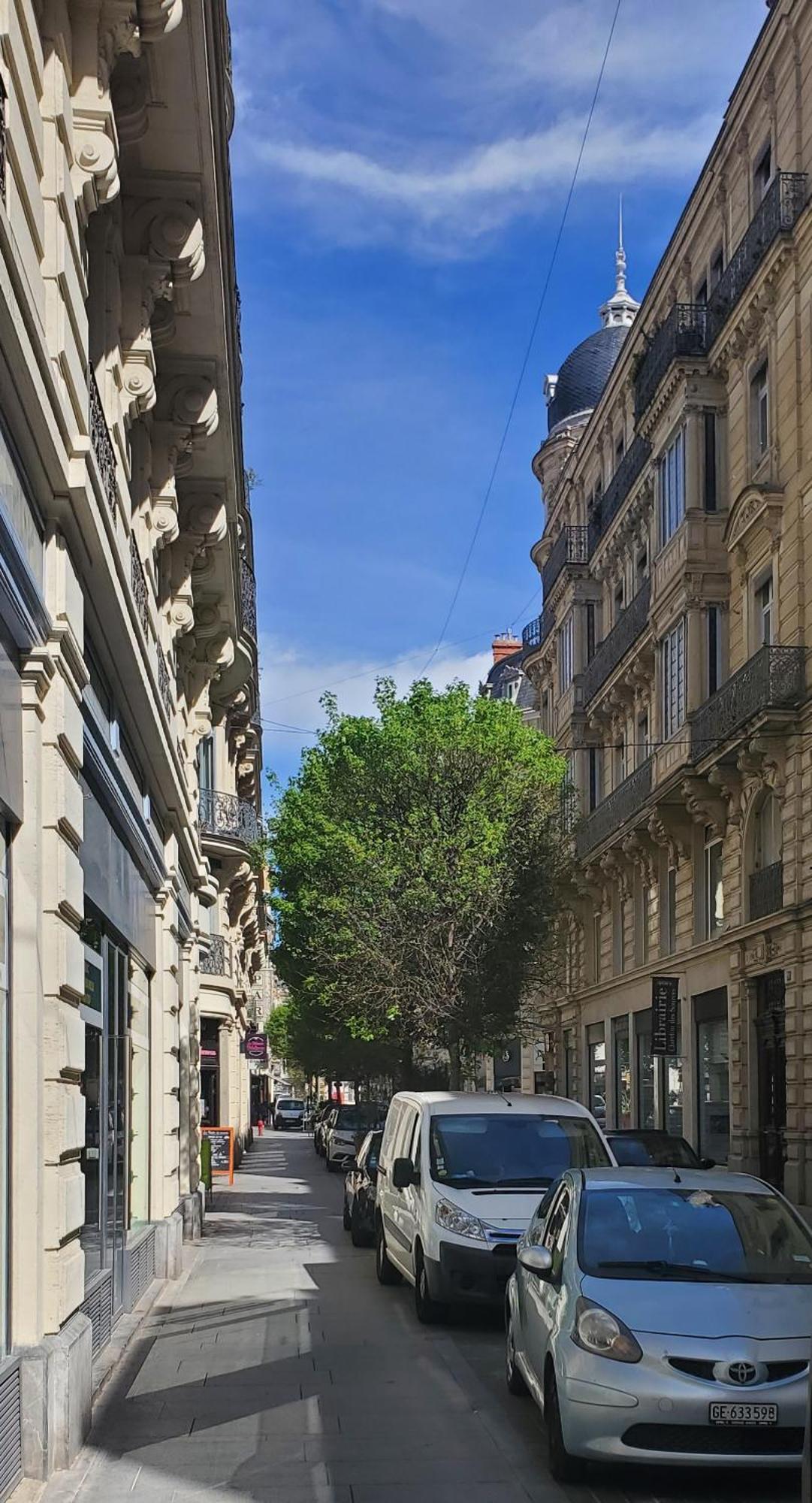 Le Grenier, Climatisation Terrasse Wi-Fi Netflix 15 Mn Coeur De Ville Безьє Екстер'єр фото